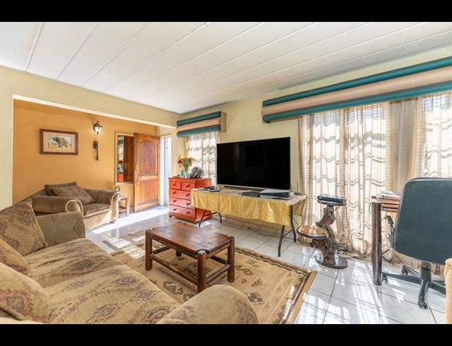 2 BEDROOM DUPLEX FOR SALE IN EDEN GLEN